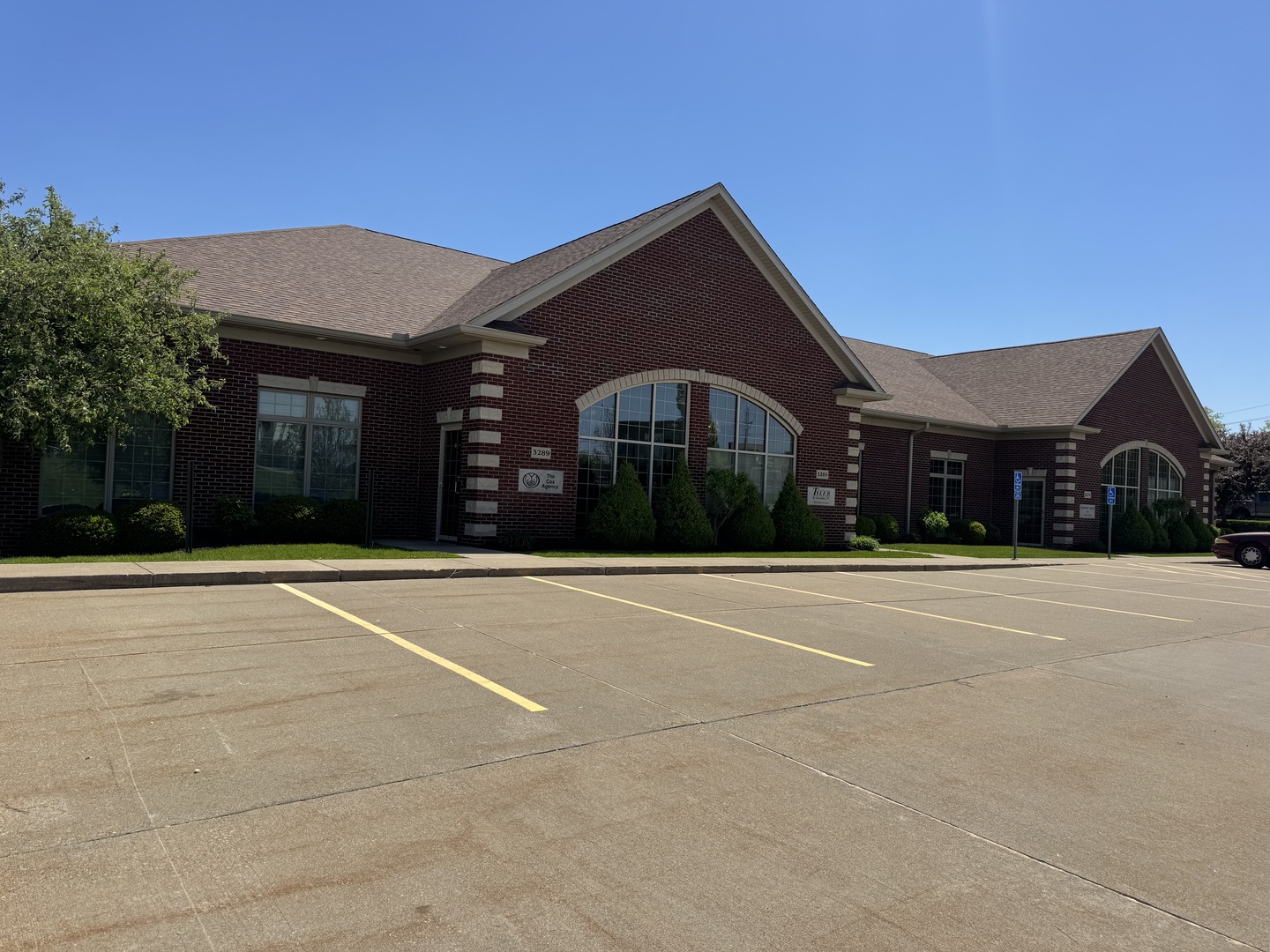 main property photo 3