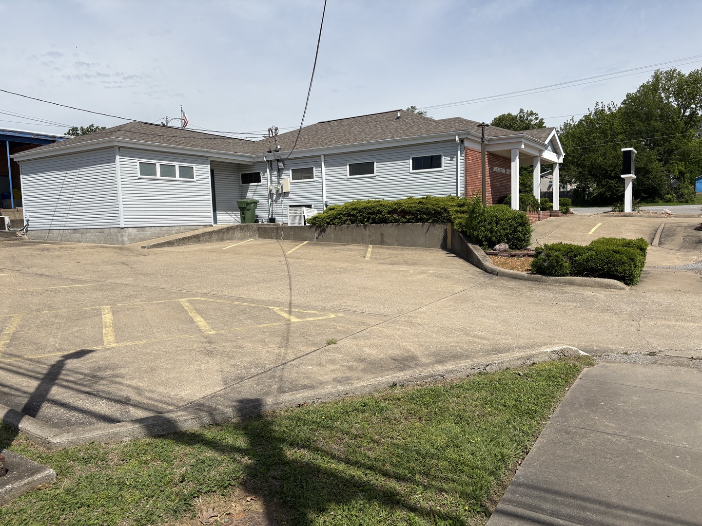 main property photo 22