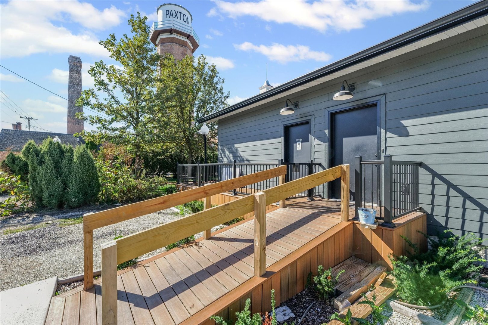 main property photo 41