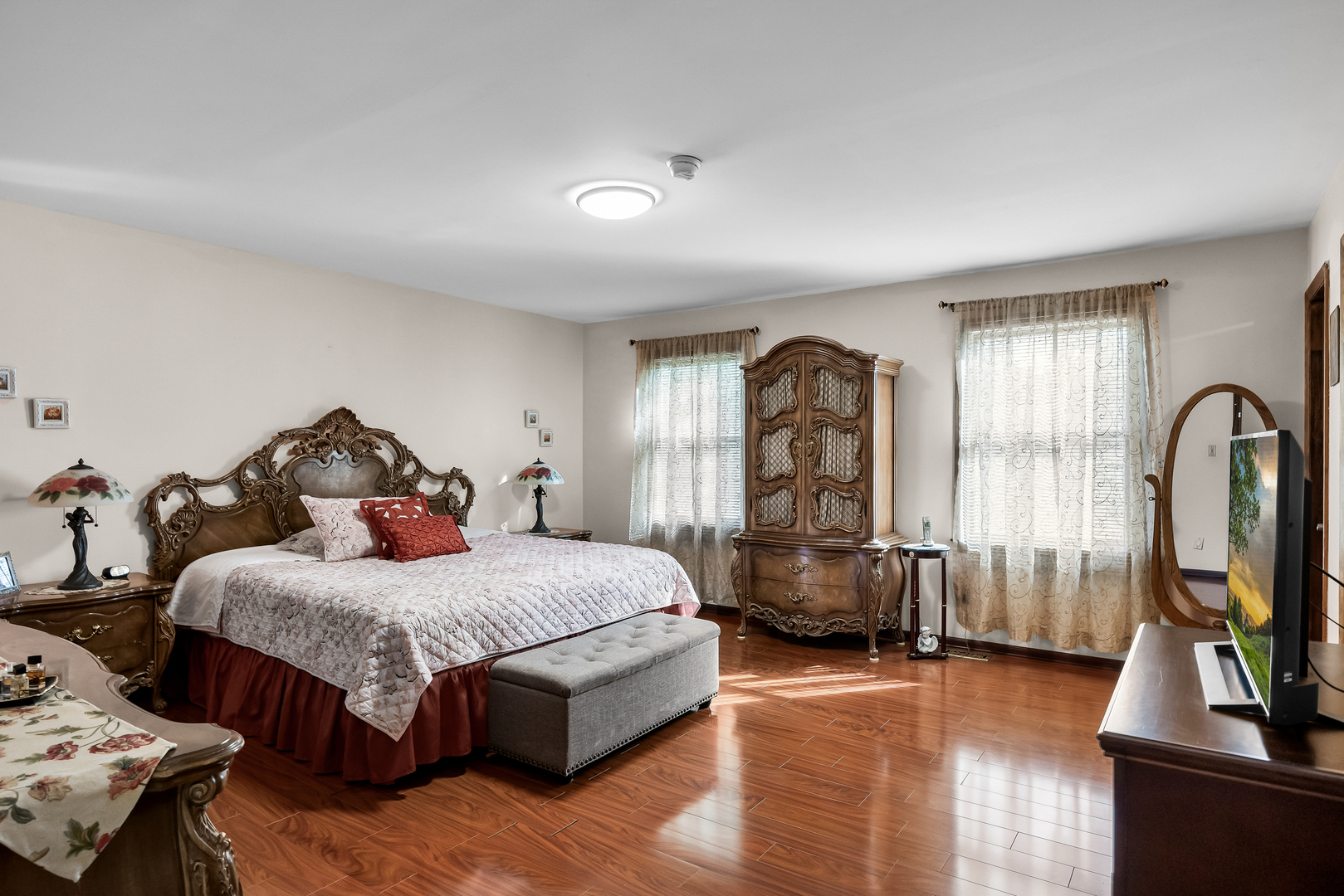 main property photo 20