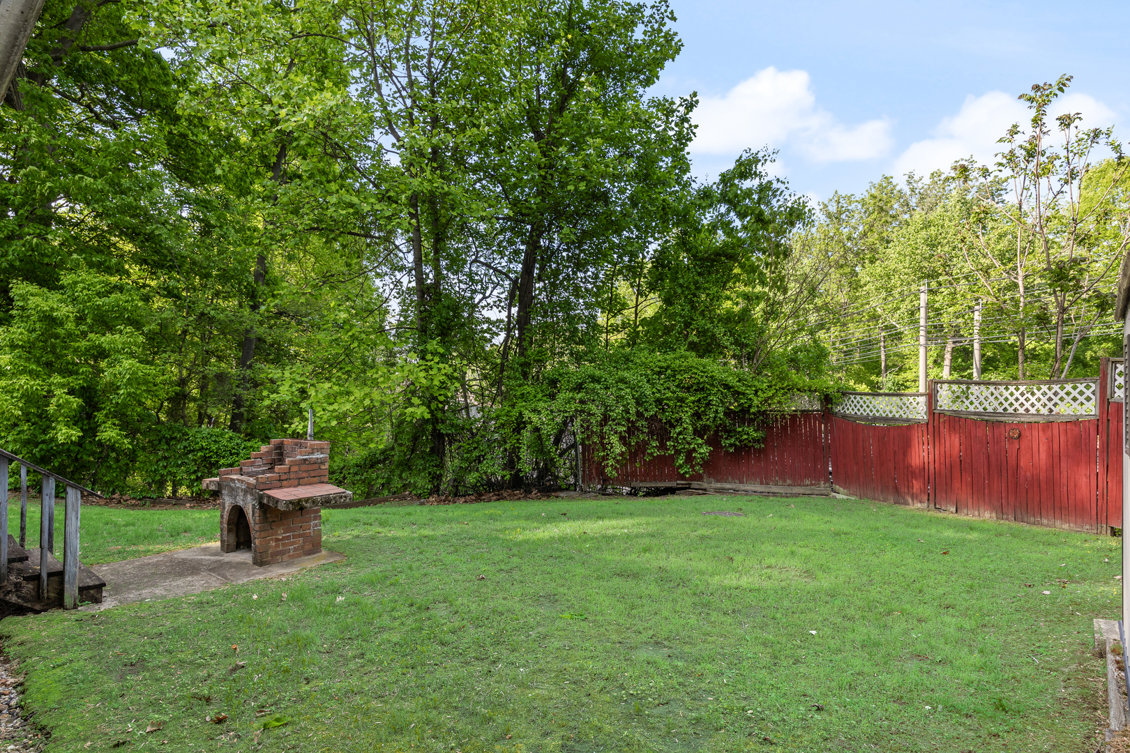 main property photo 31