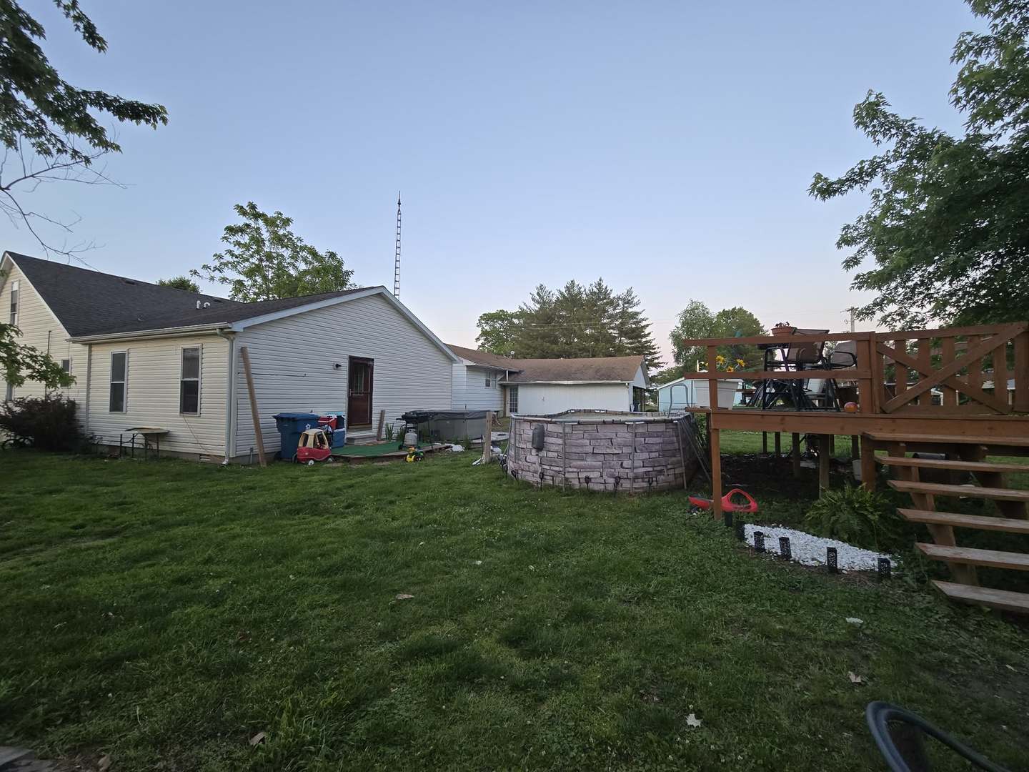 main property photo 8