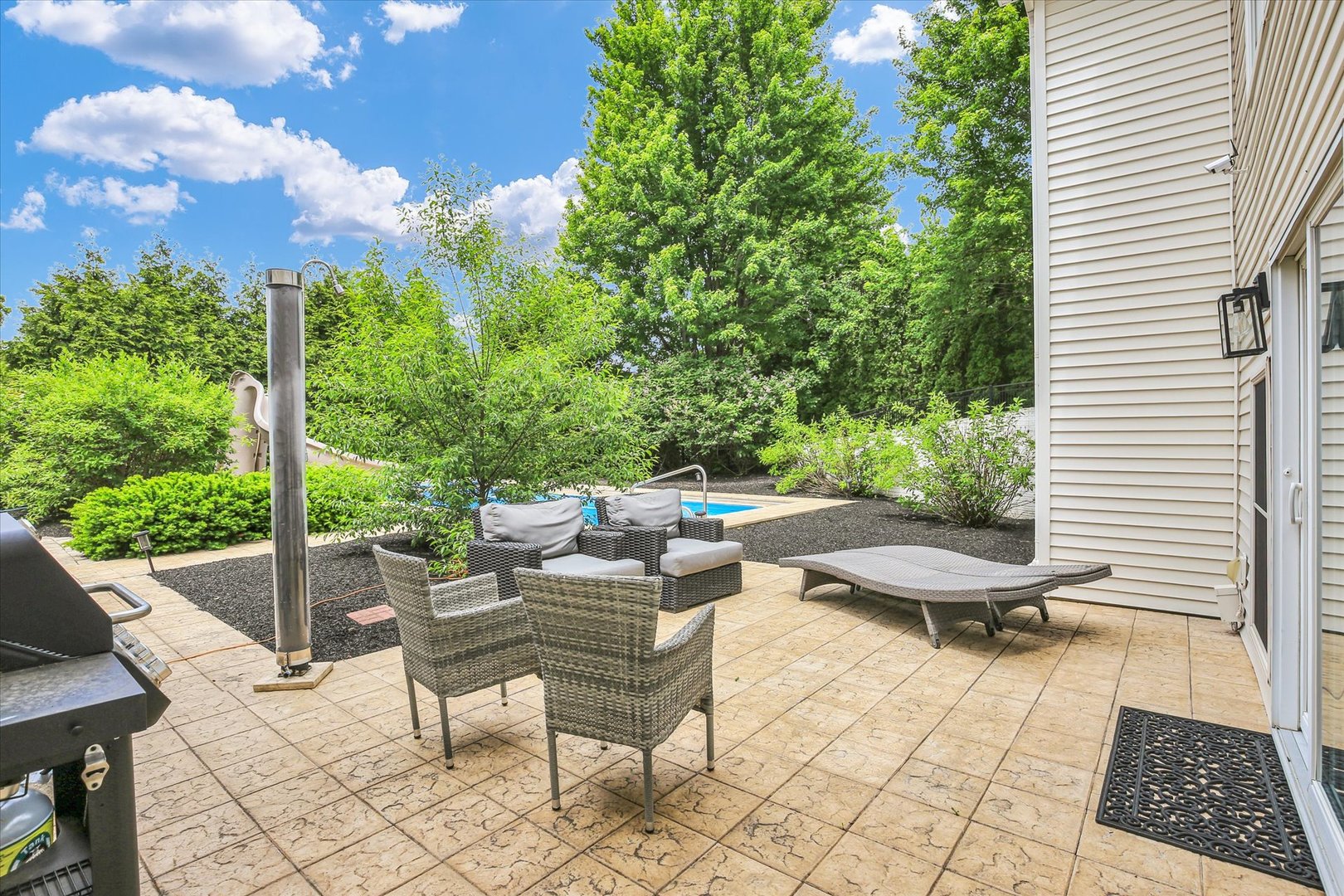 main property photo 73