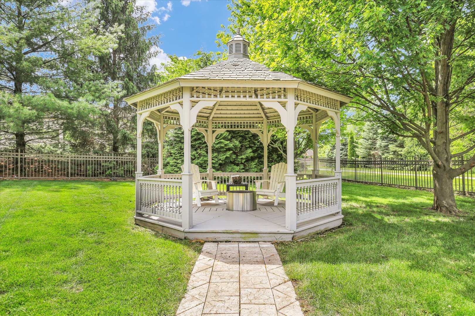 main property photo 77