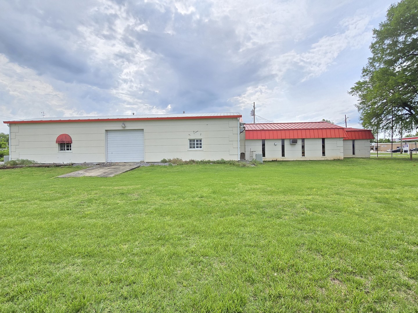 main property photo 5