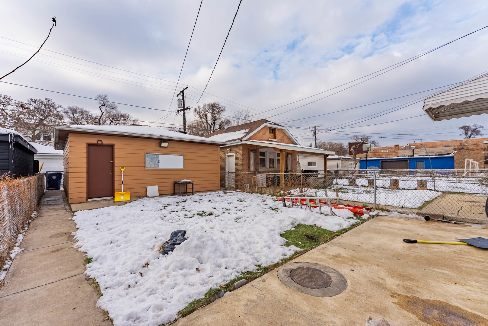 main property photo 14