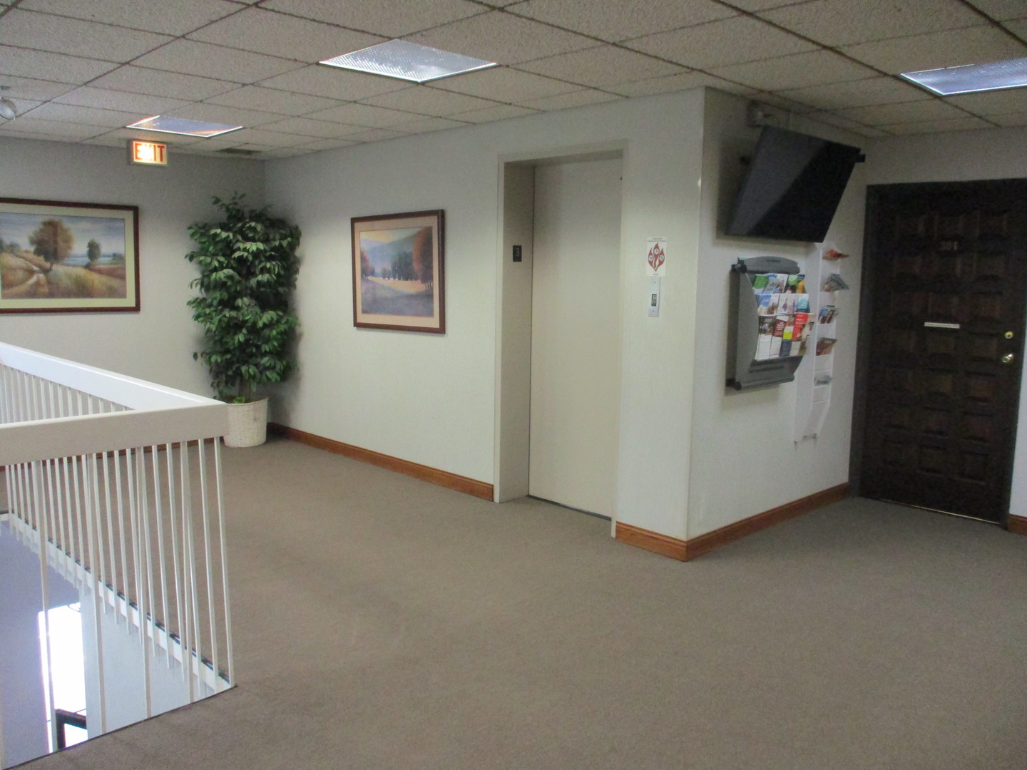 main property photo 12