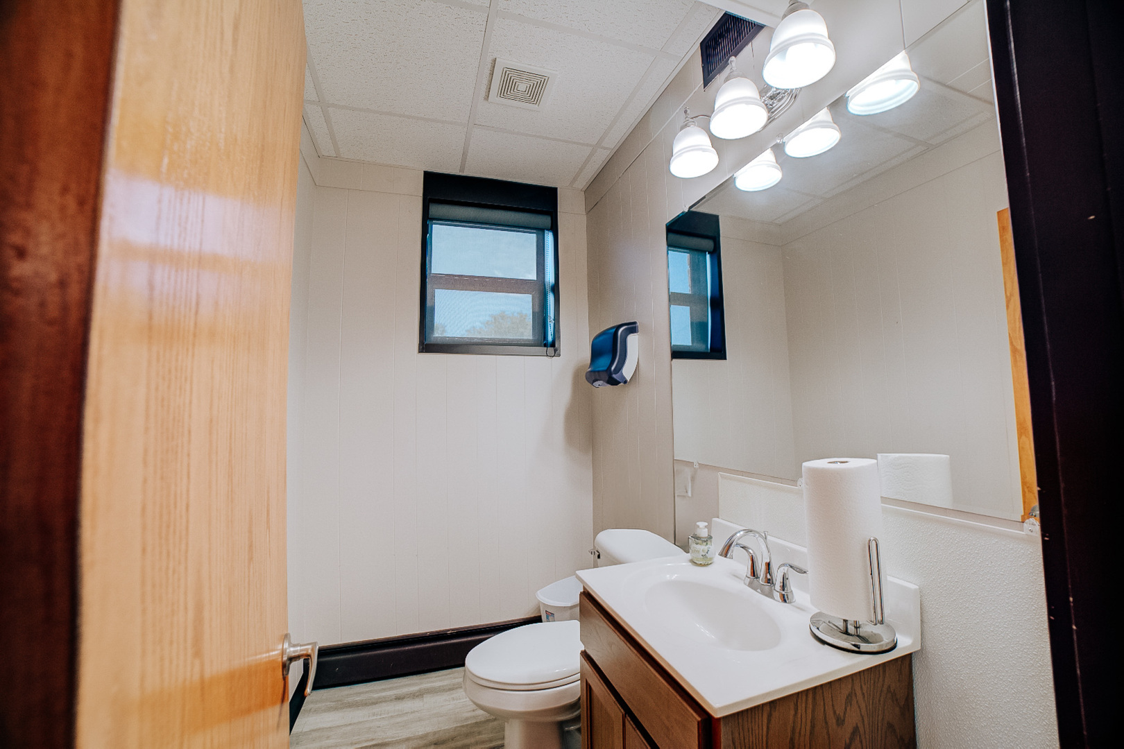 main property photo 11
