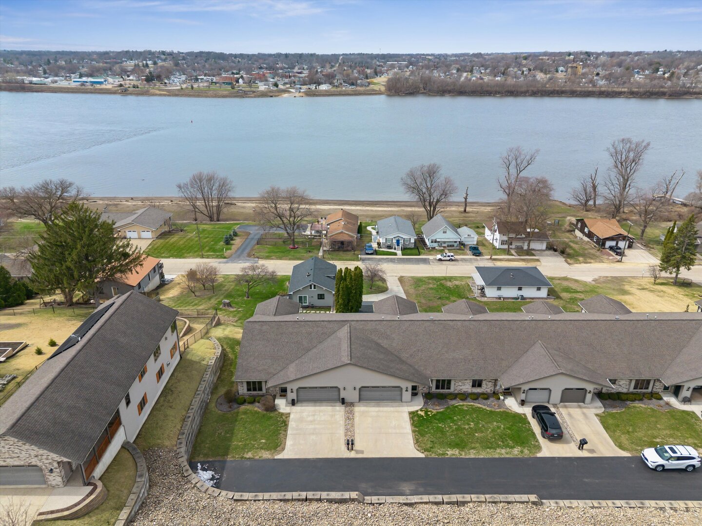 main property photo 38