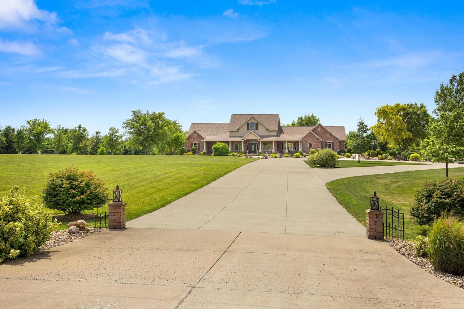 main property photo 31