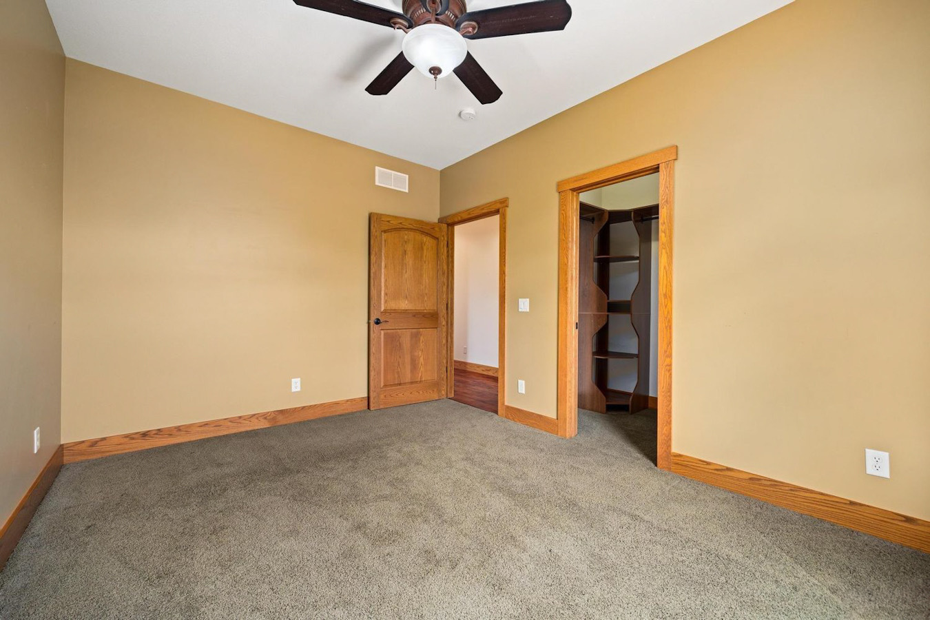 main property photo 70