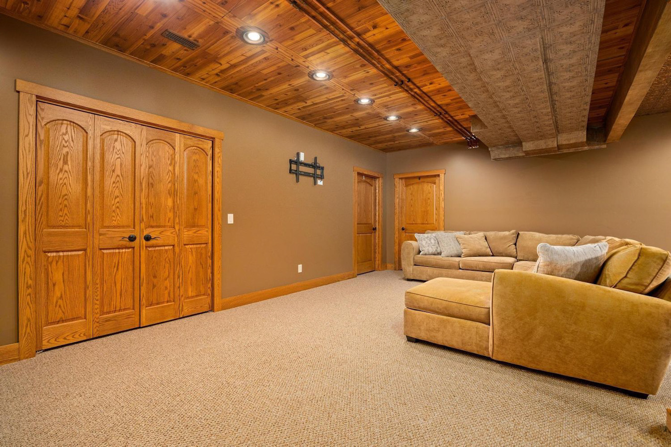main property photo 93