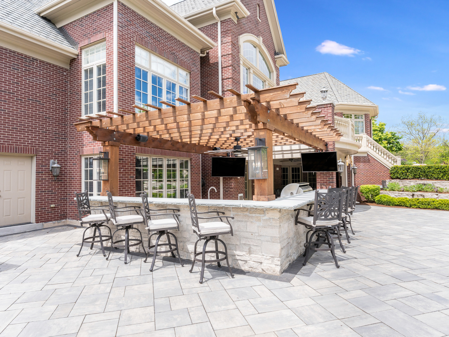 main property photo 46