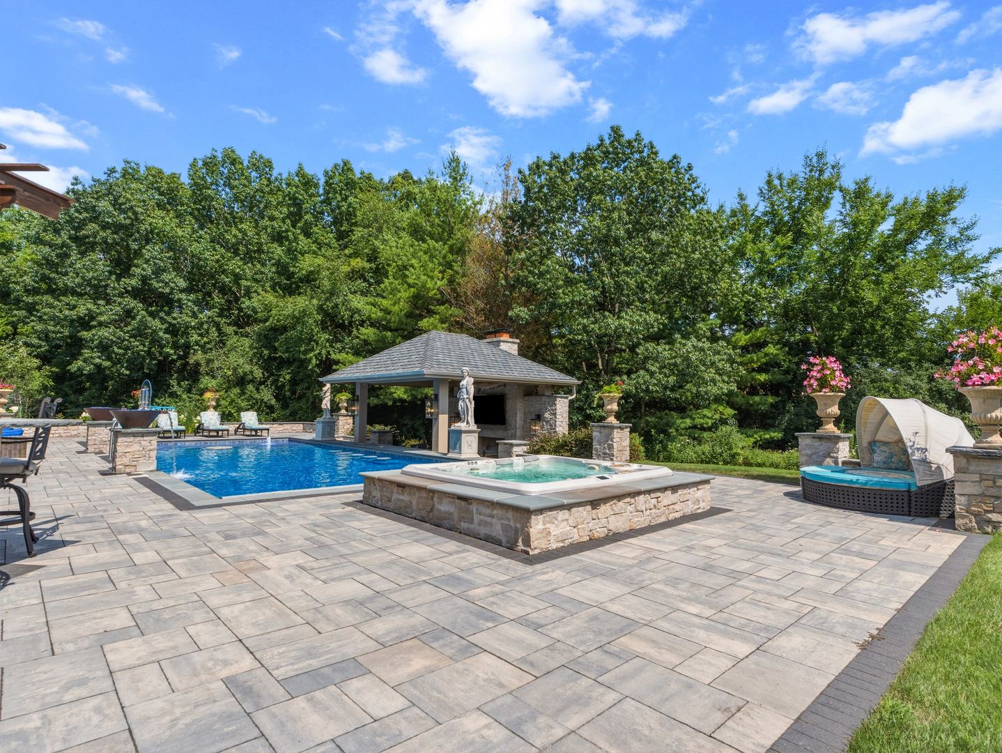 main property photo 61