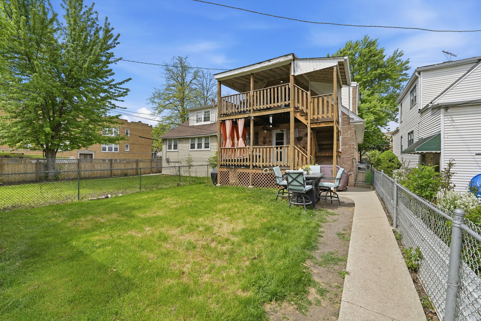 main property photo 39