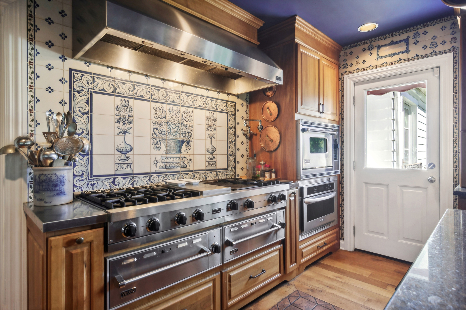main property photo 26