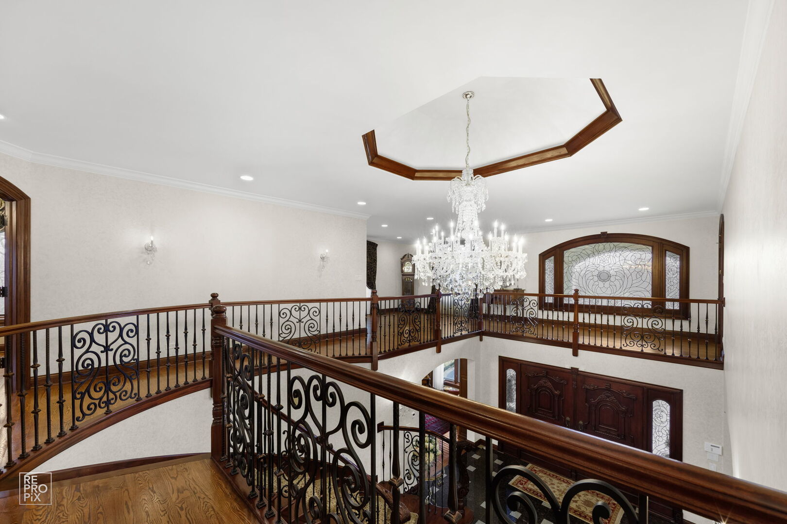 main property photo 18