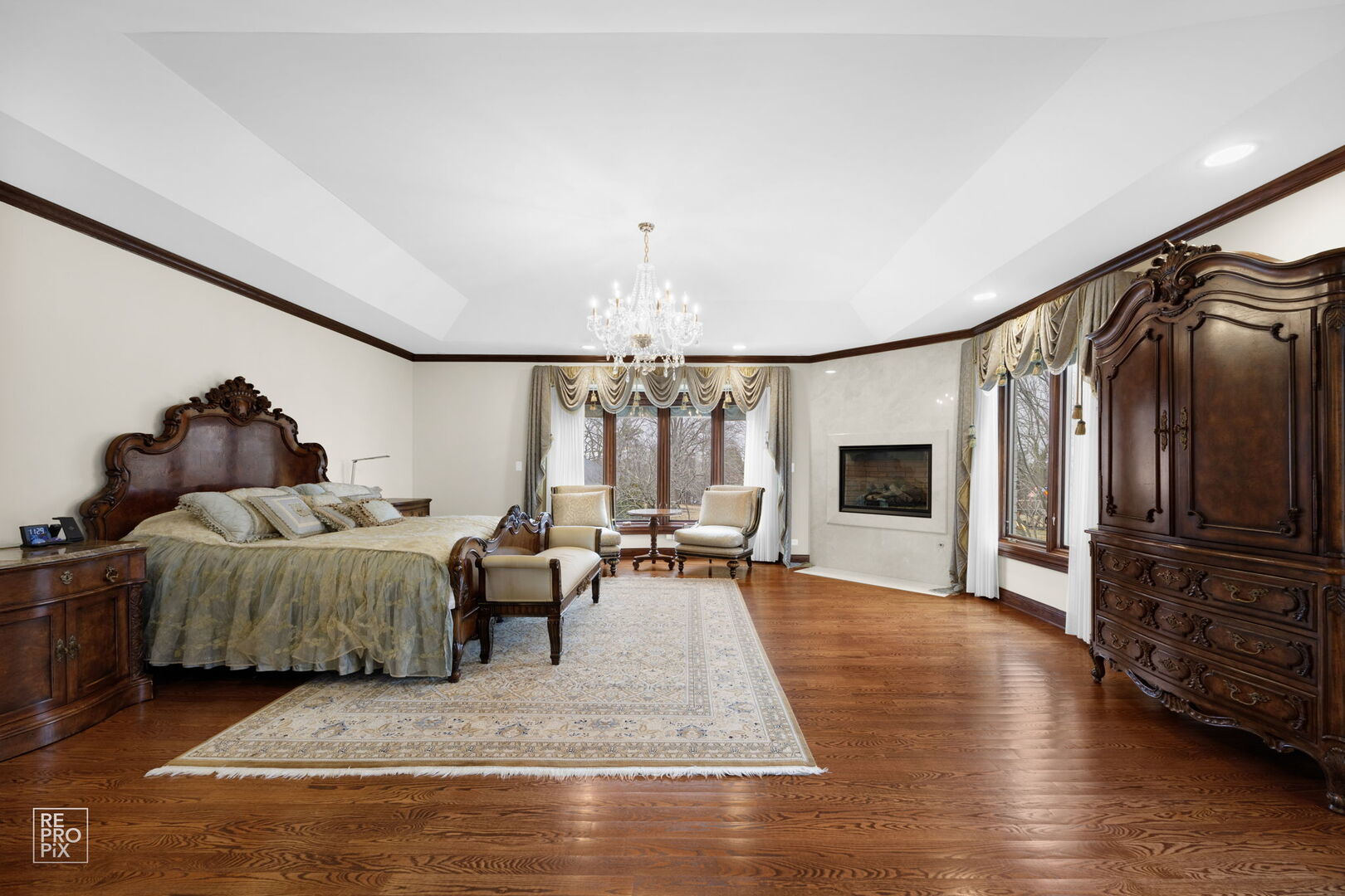 main property photo 19