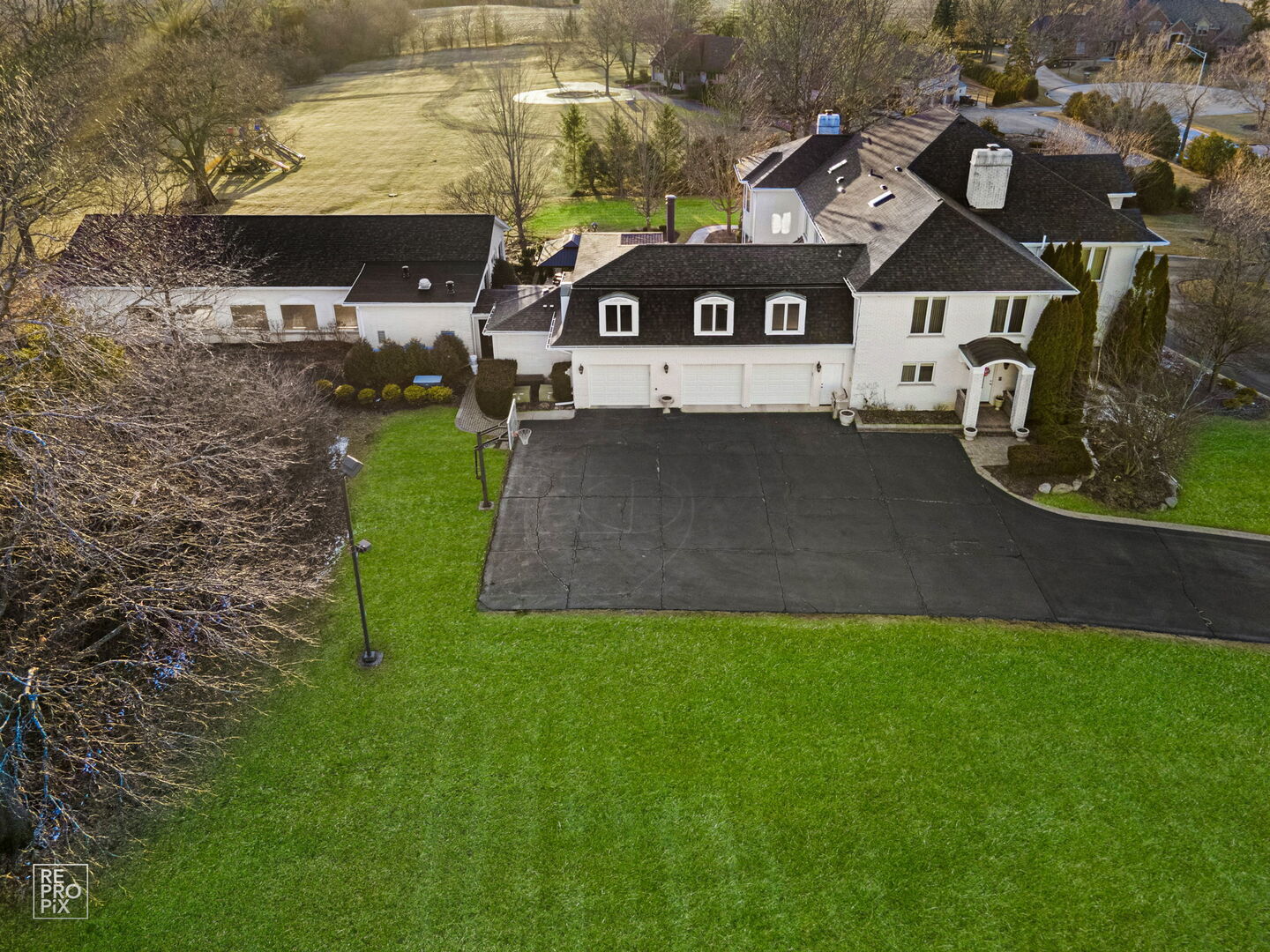 main property photo 37
