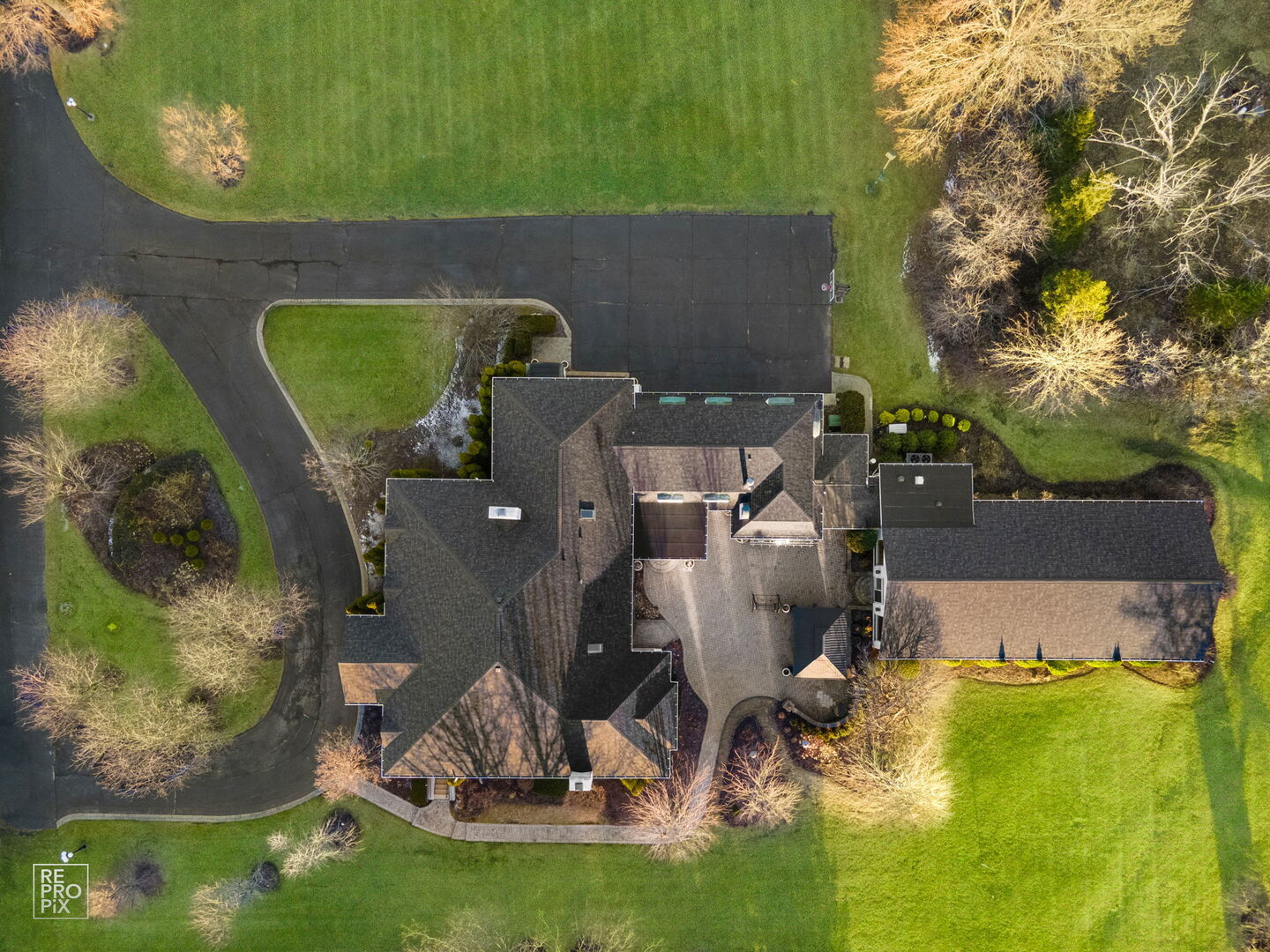 main property photo 38