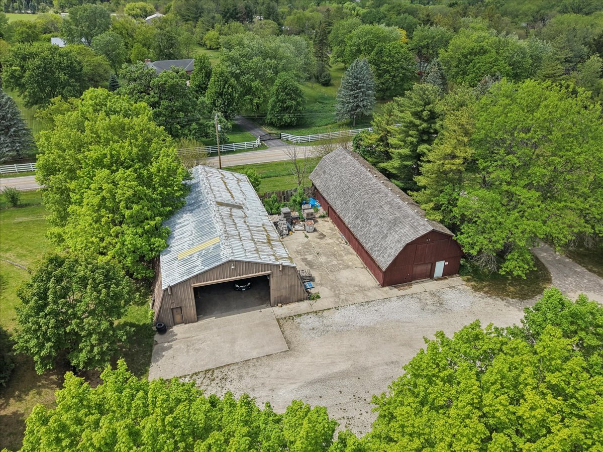 main property photo 7
