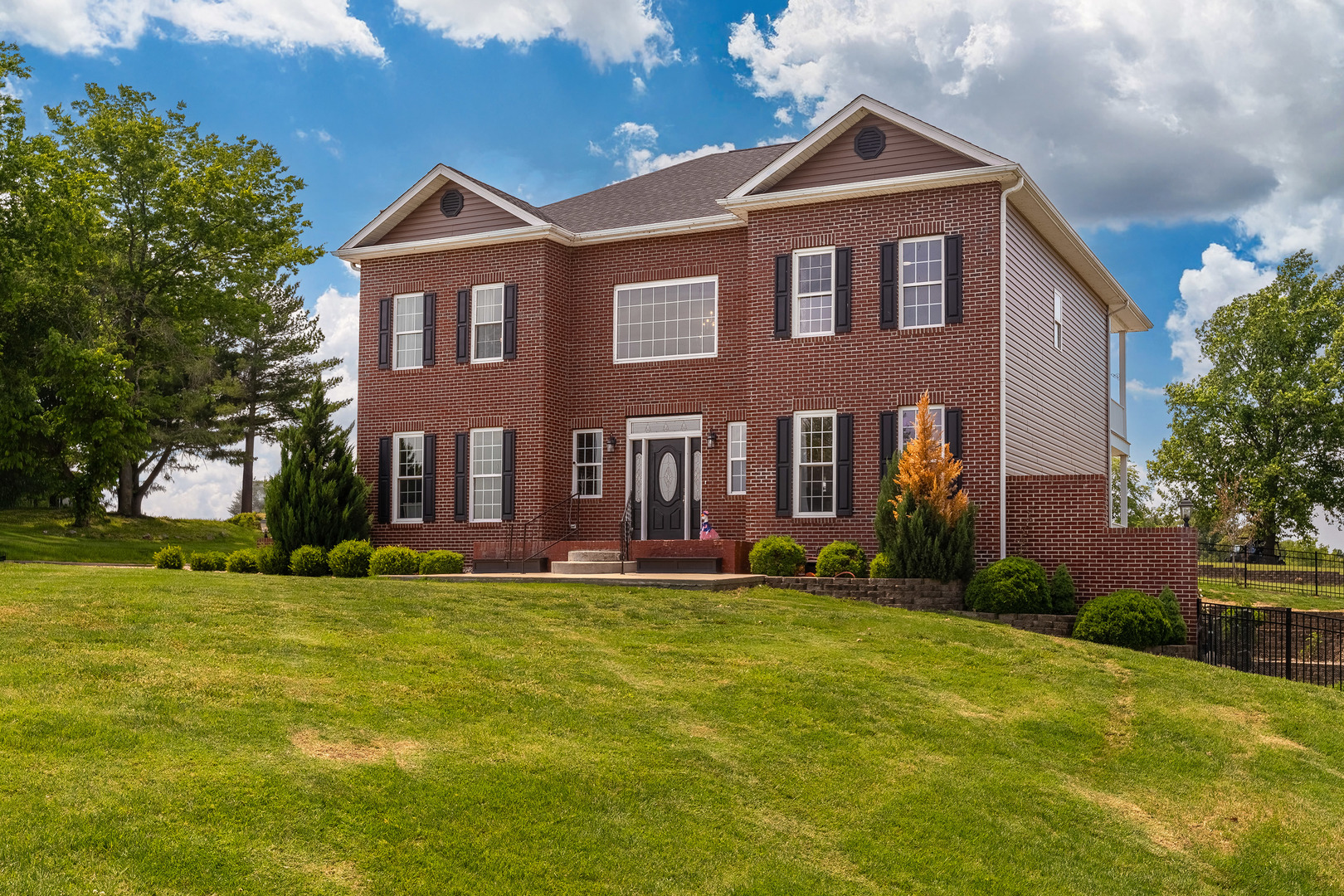 main property photo 1