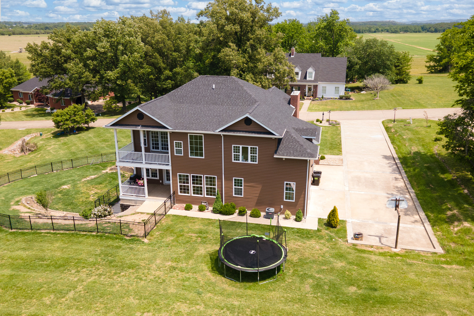 main property photo 61