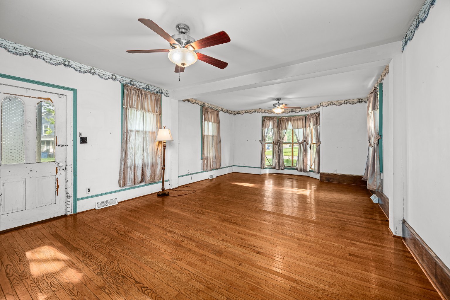 main property photo 18