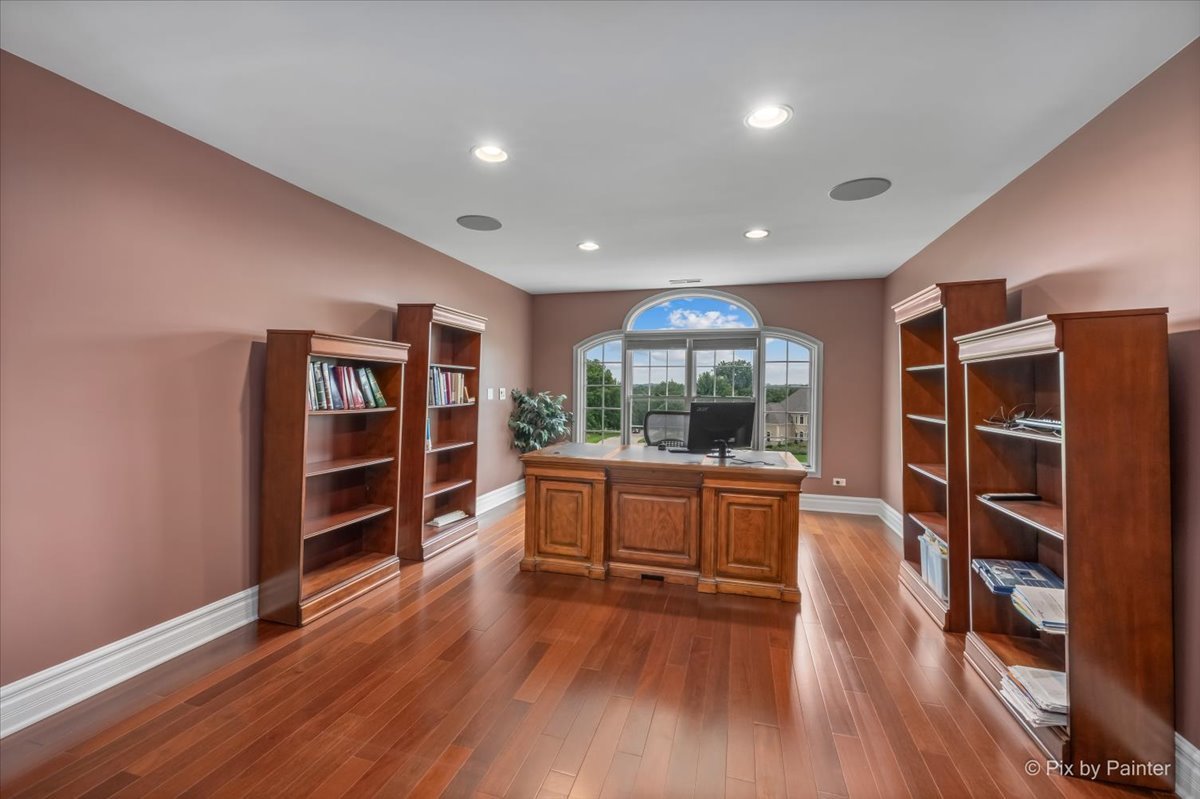 main property photo 41