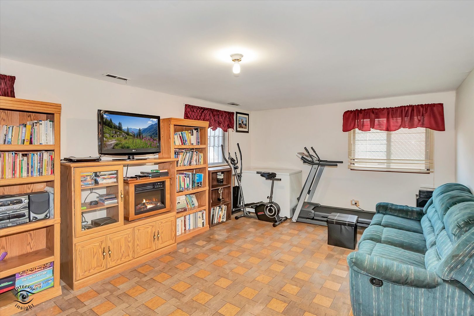 main property photo 16