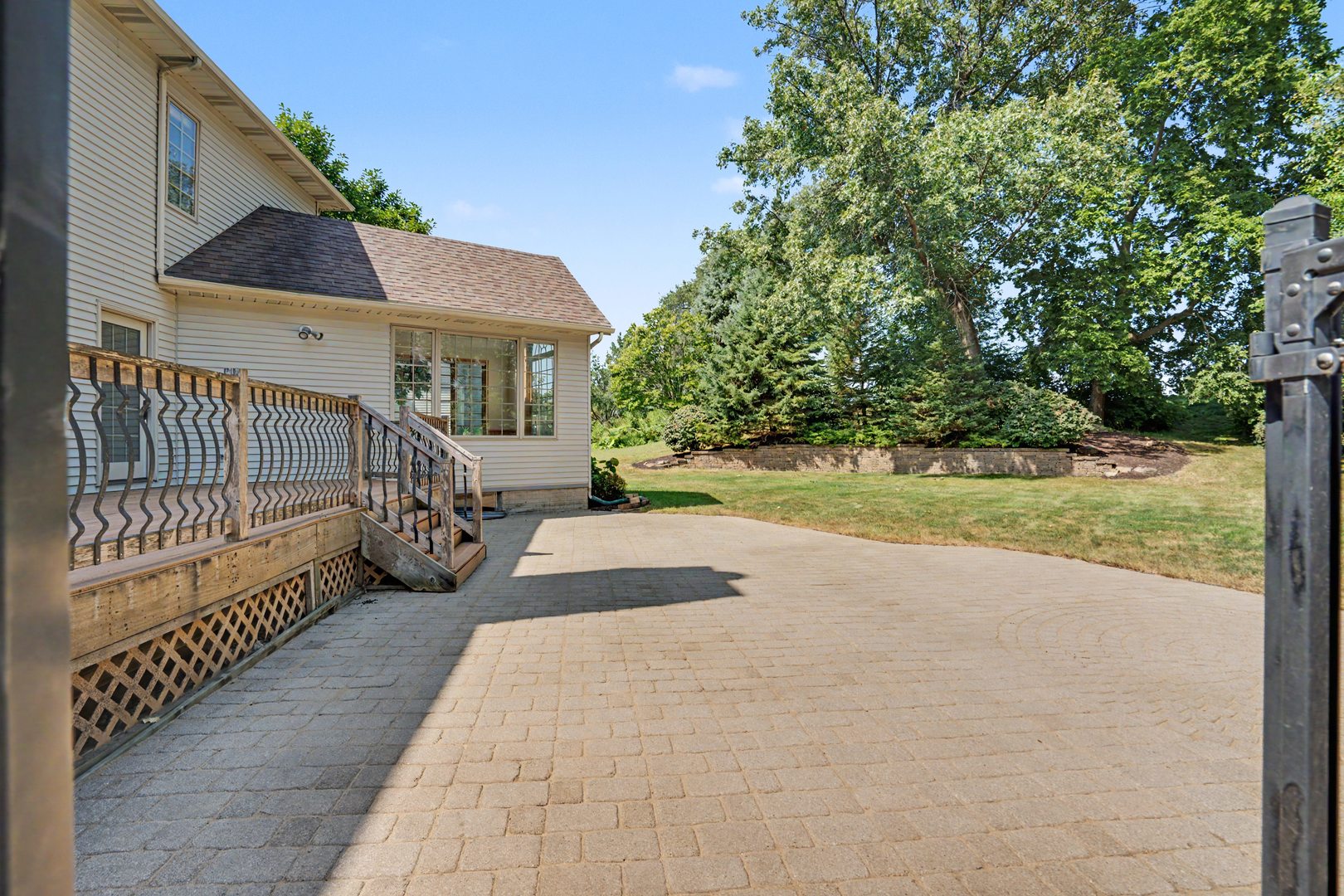 main property photo 54