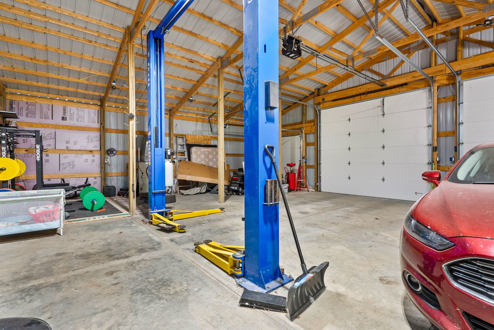 main property photo 15