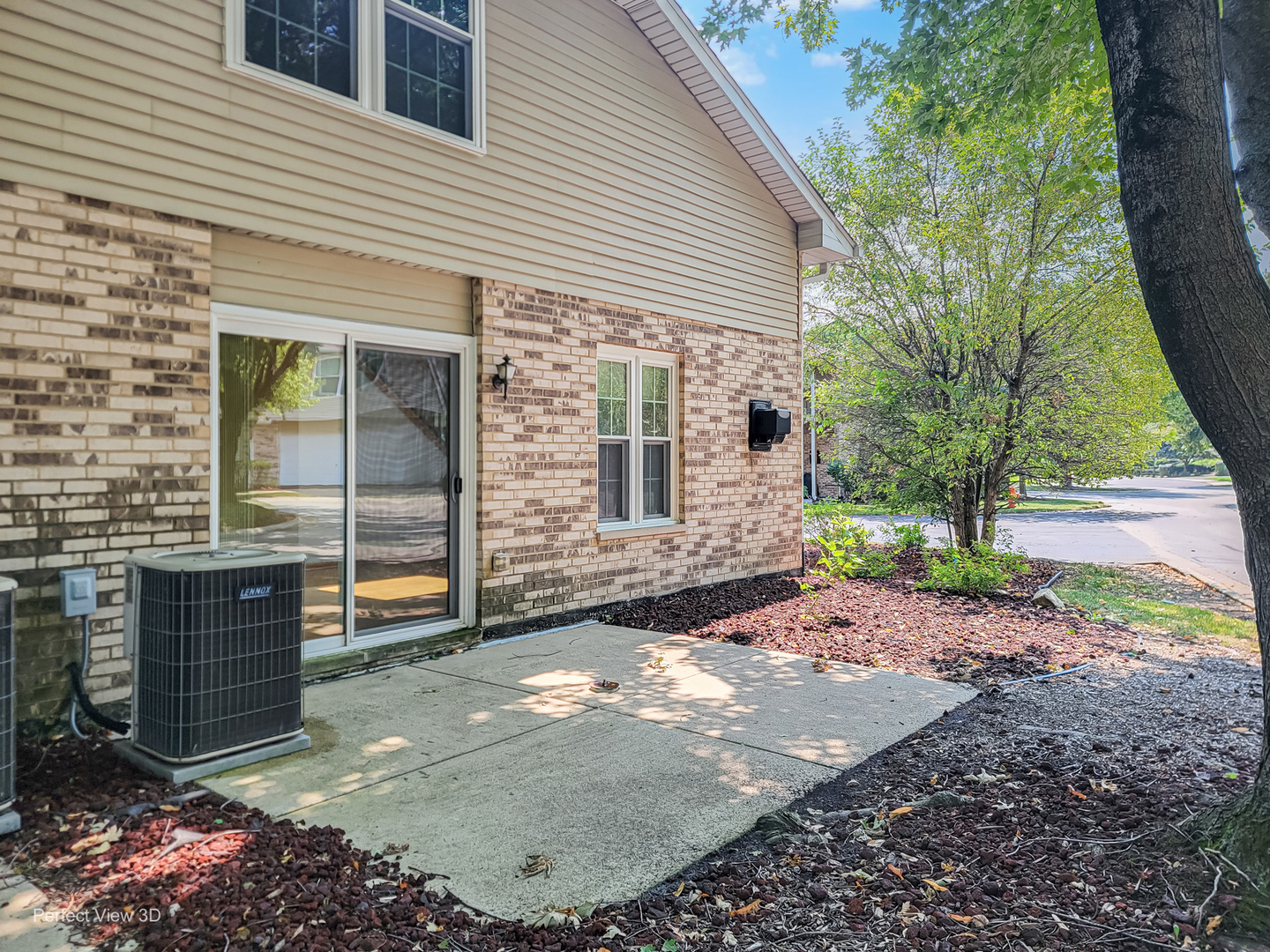 main property photo 23