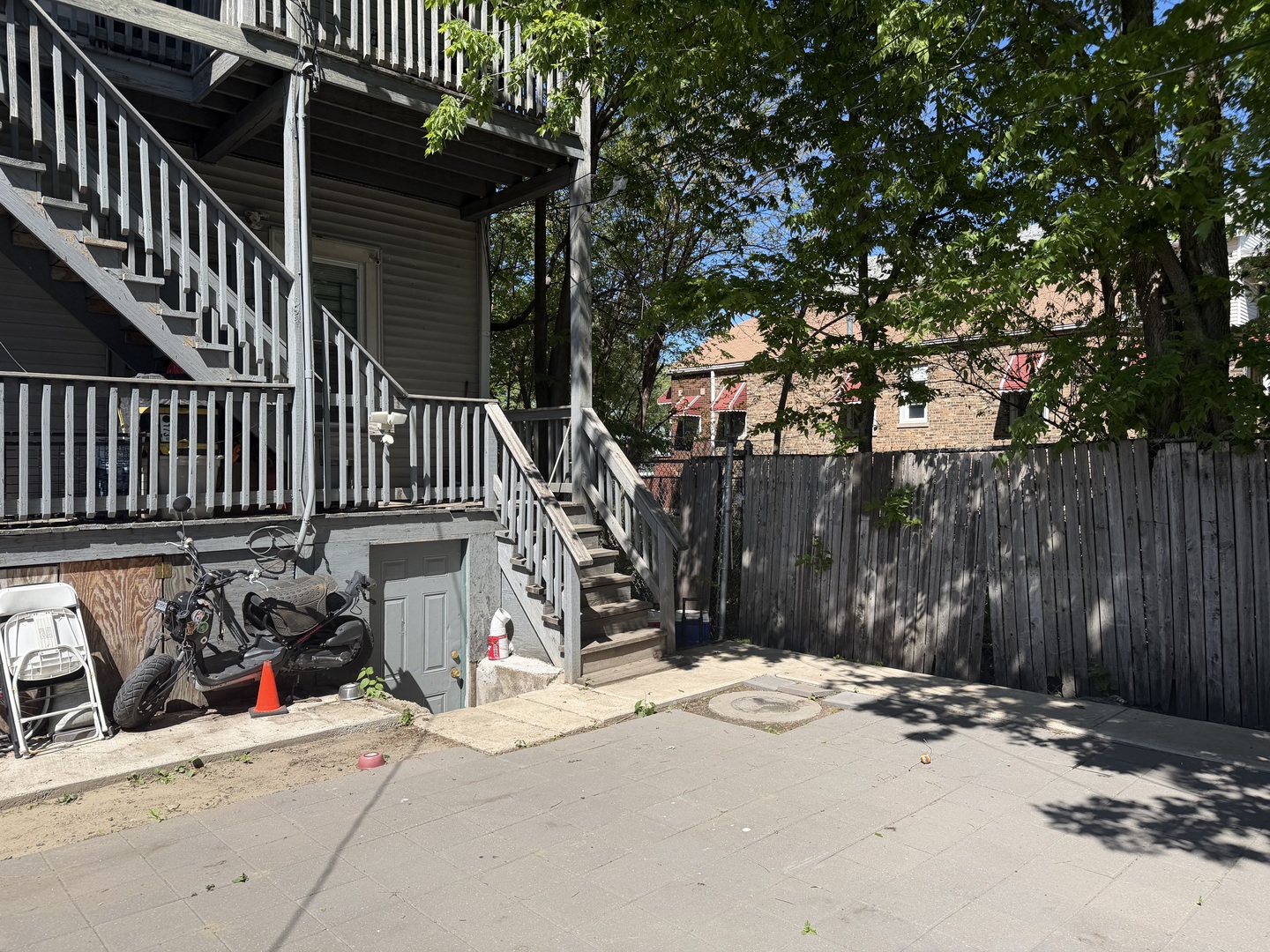 main property photo 16