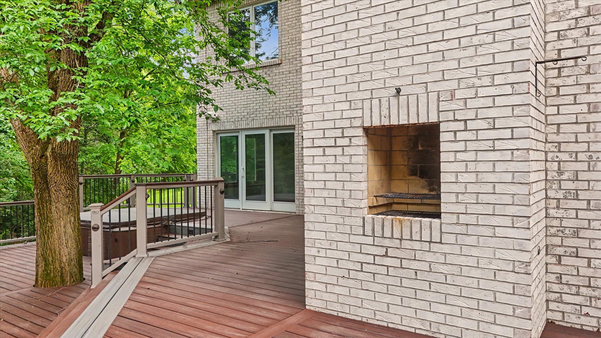 main property photo 42
