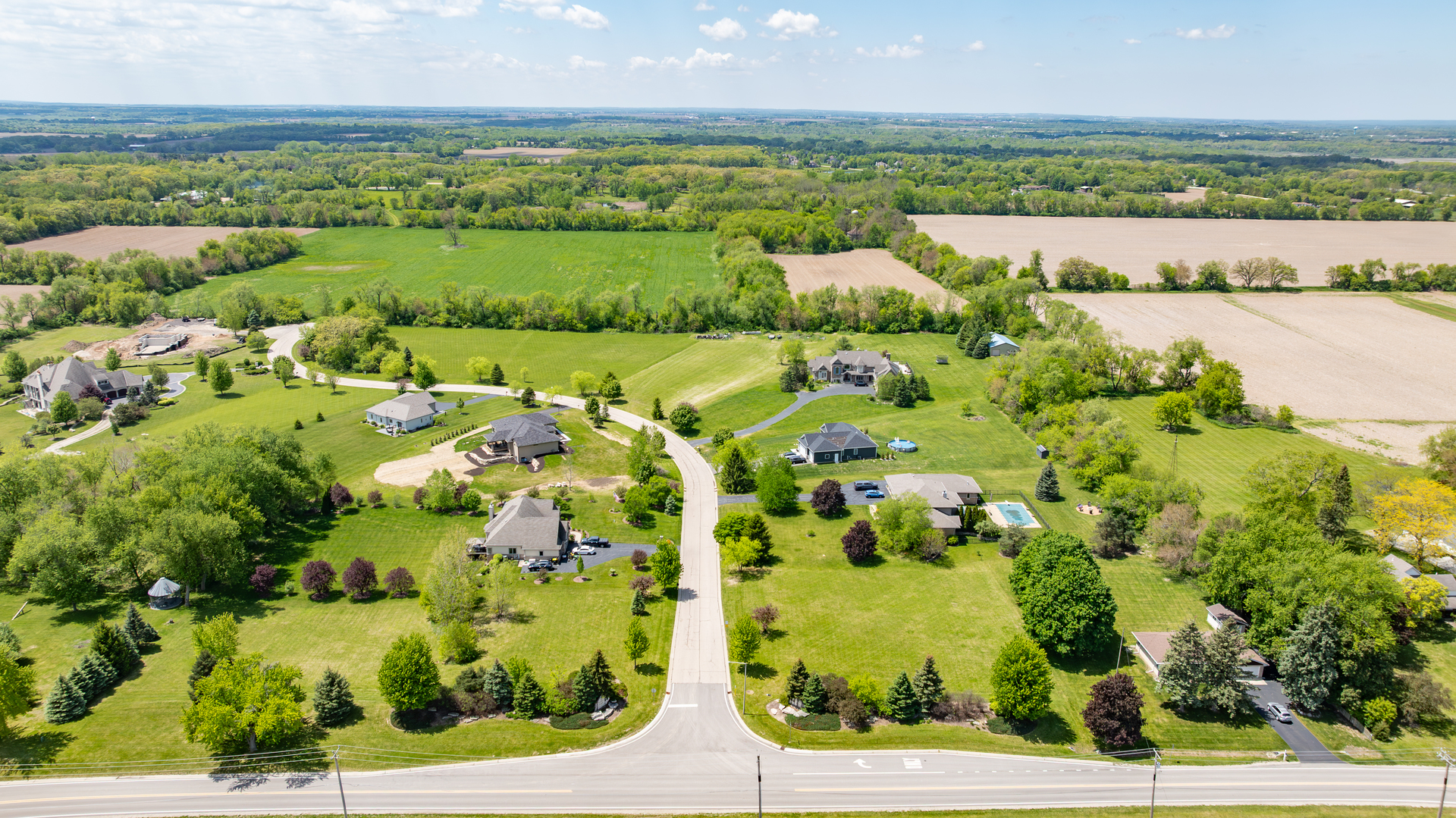 main property photo 9