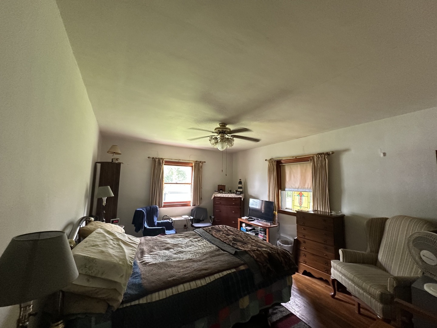 main property photo 9