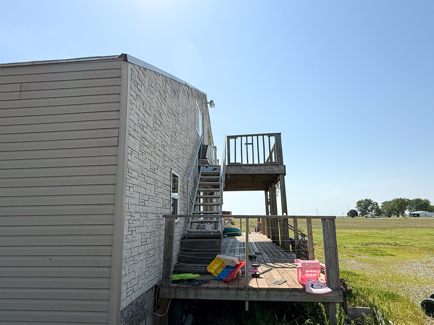 main property photo 11