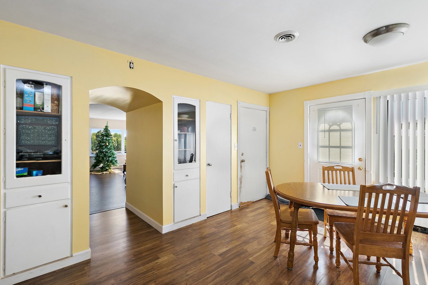 main property photo 12