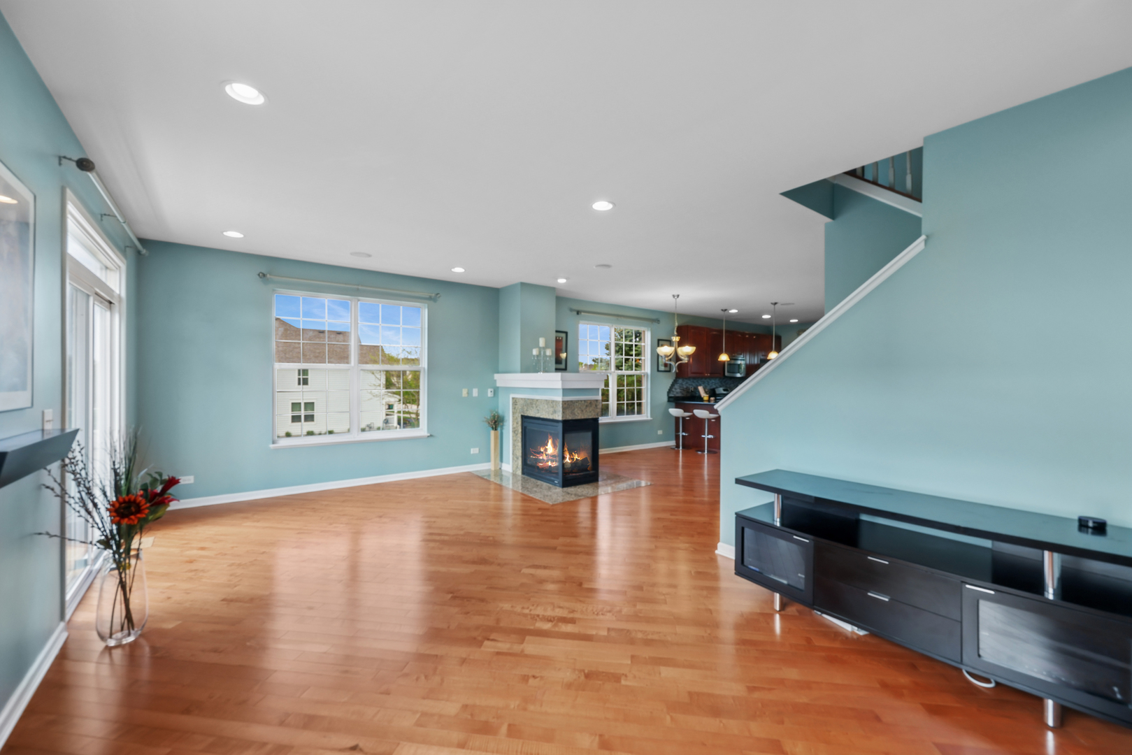 property viewer photo 6