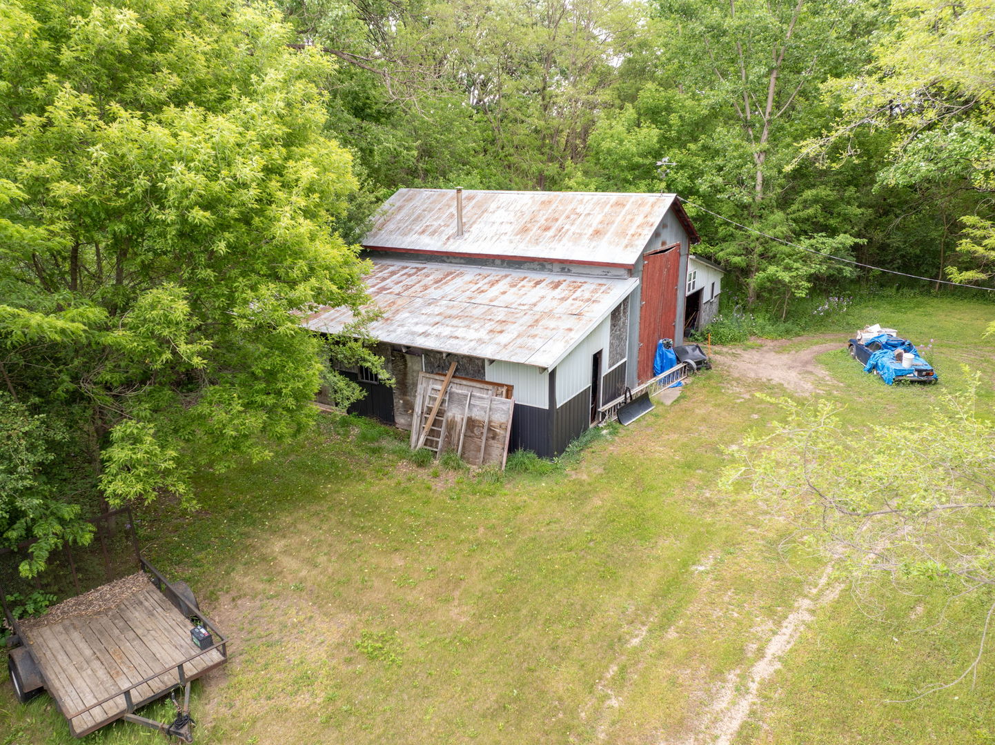 main property photo 18