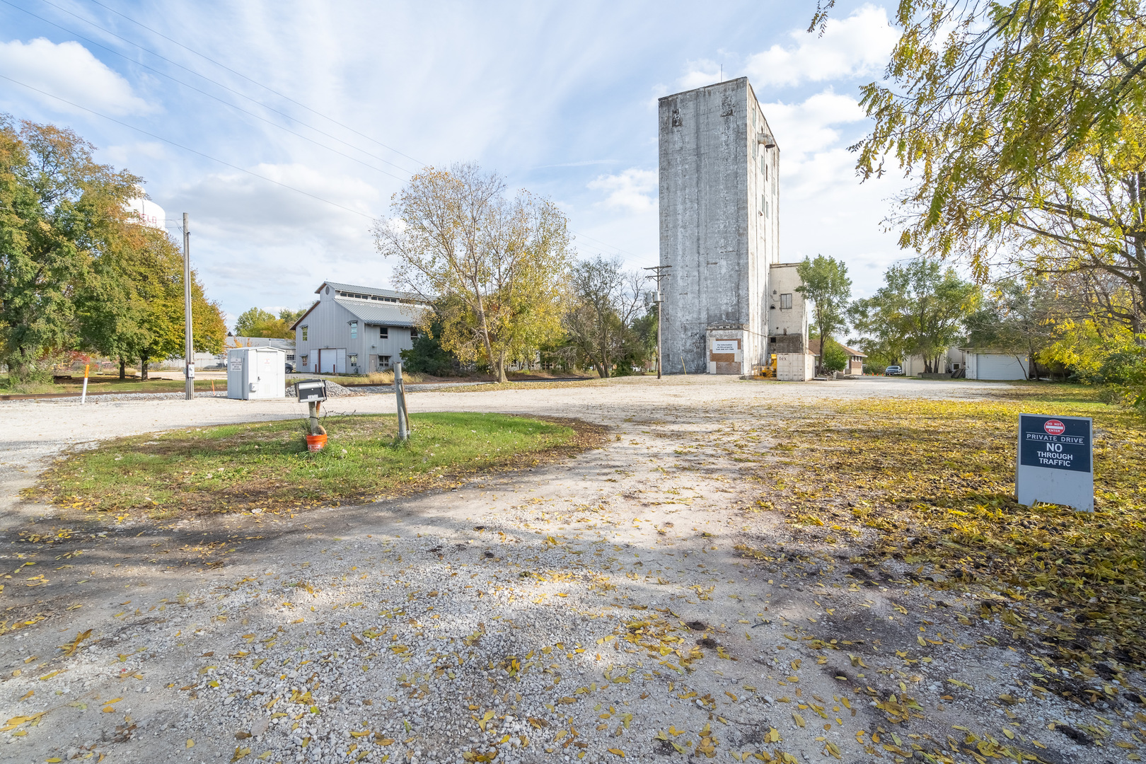 main property photo 22