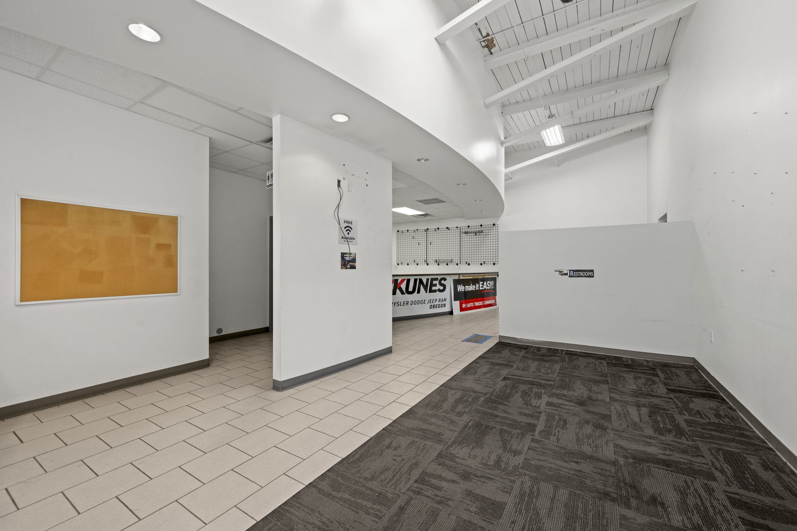 main property photo 20