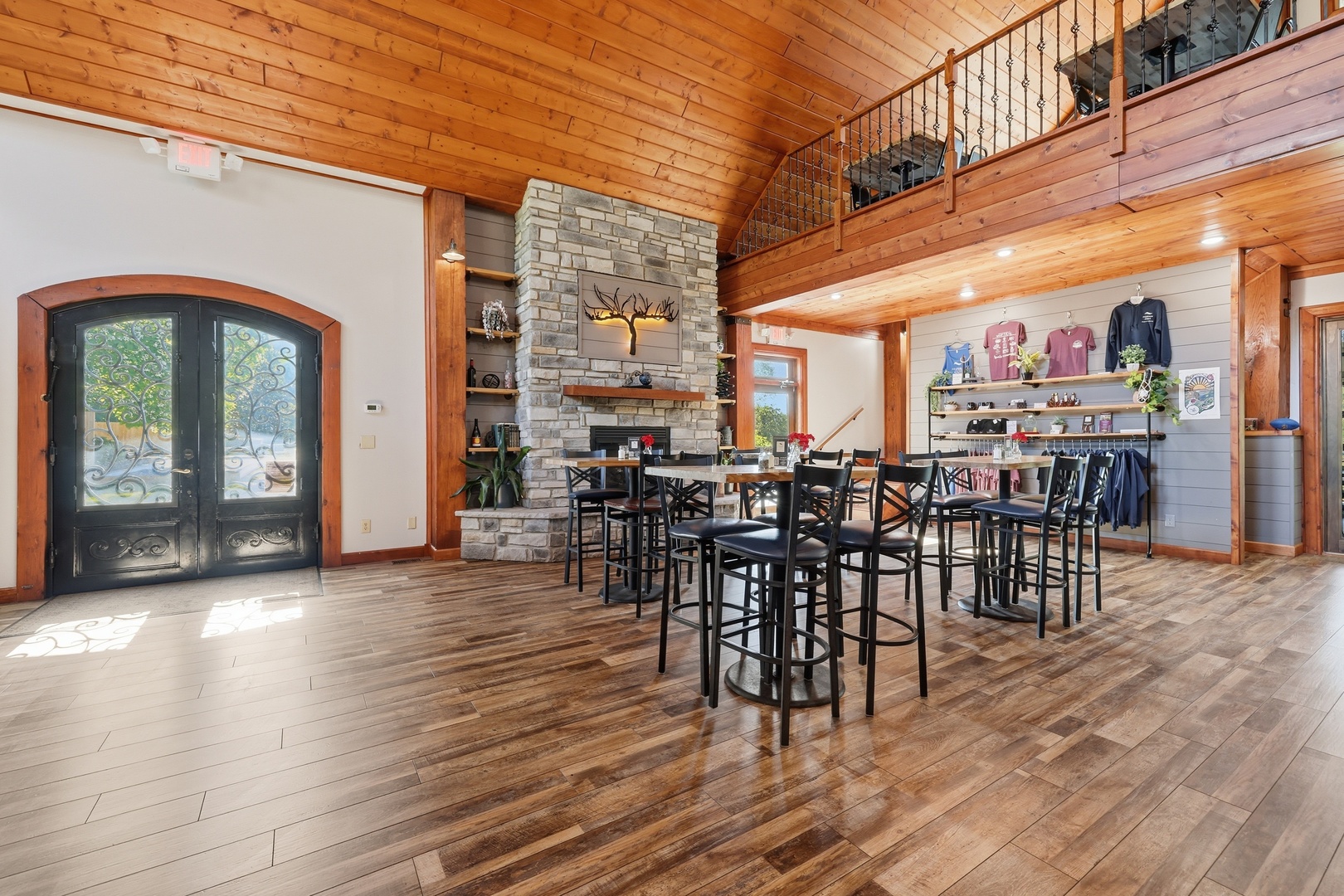 main property photo 10