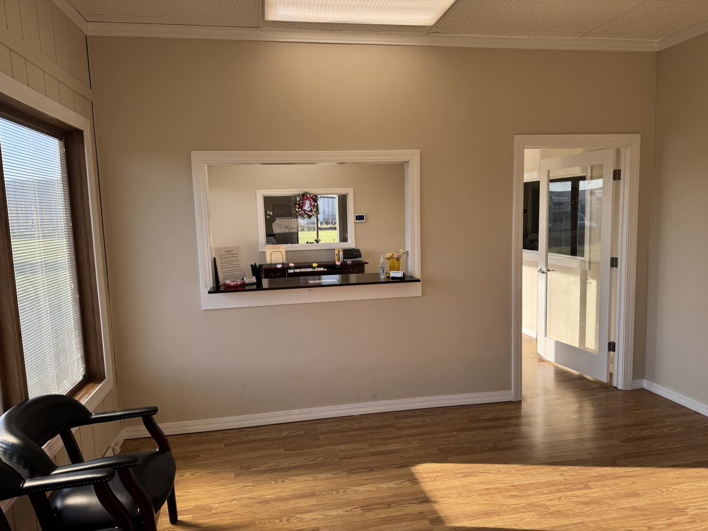 main property photo 10