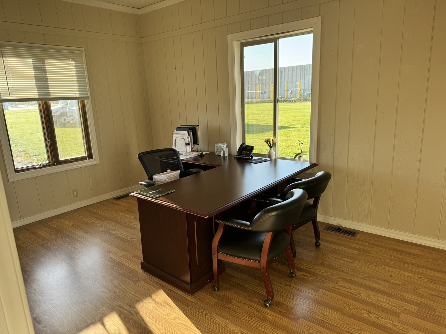 main property photo 13