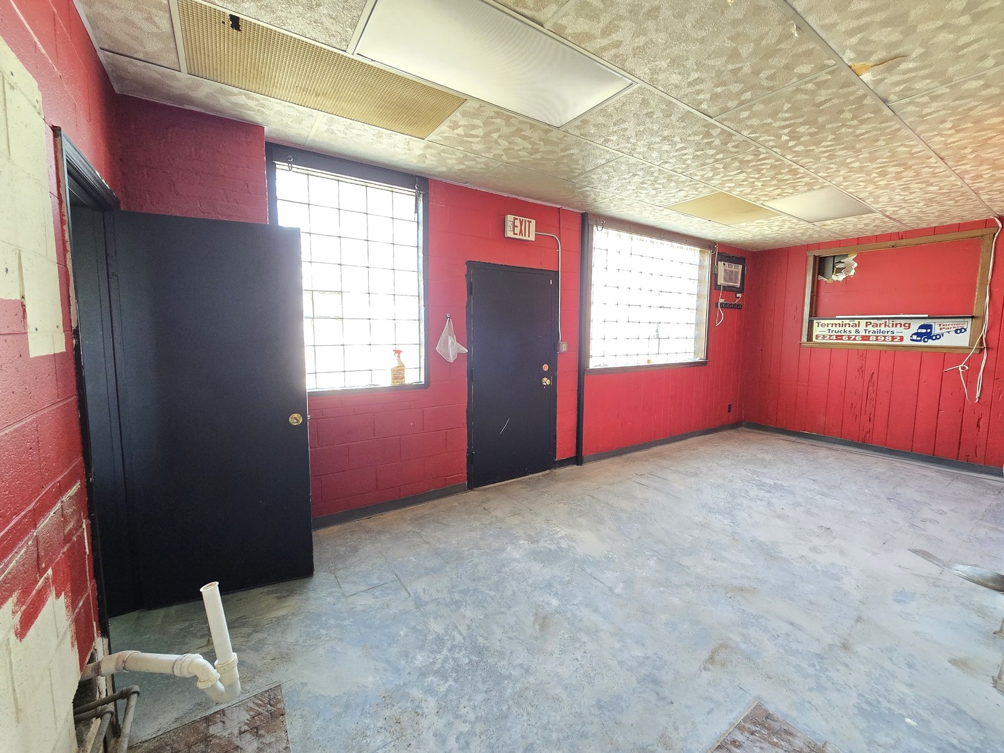 main property photo 8