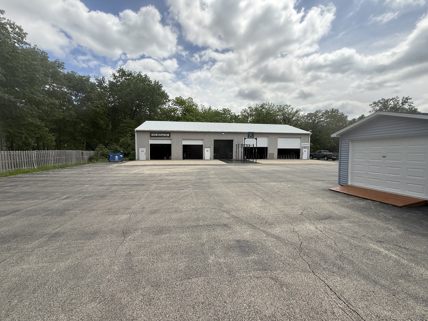 main property photo 26