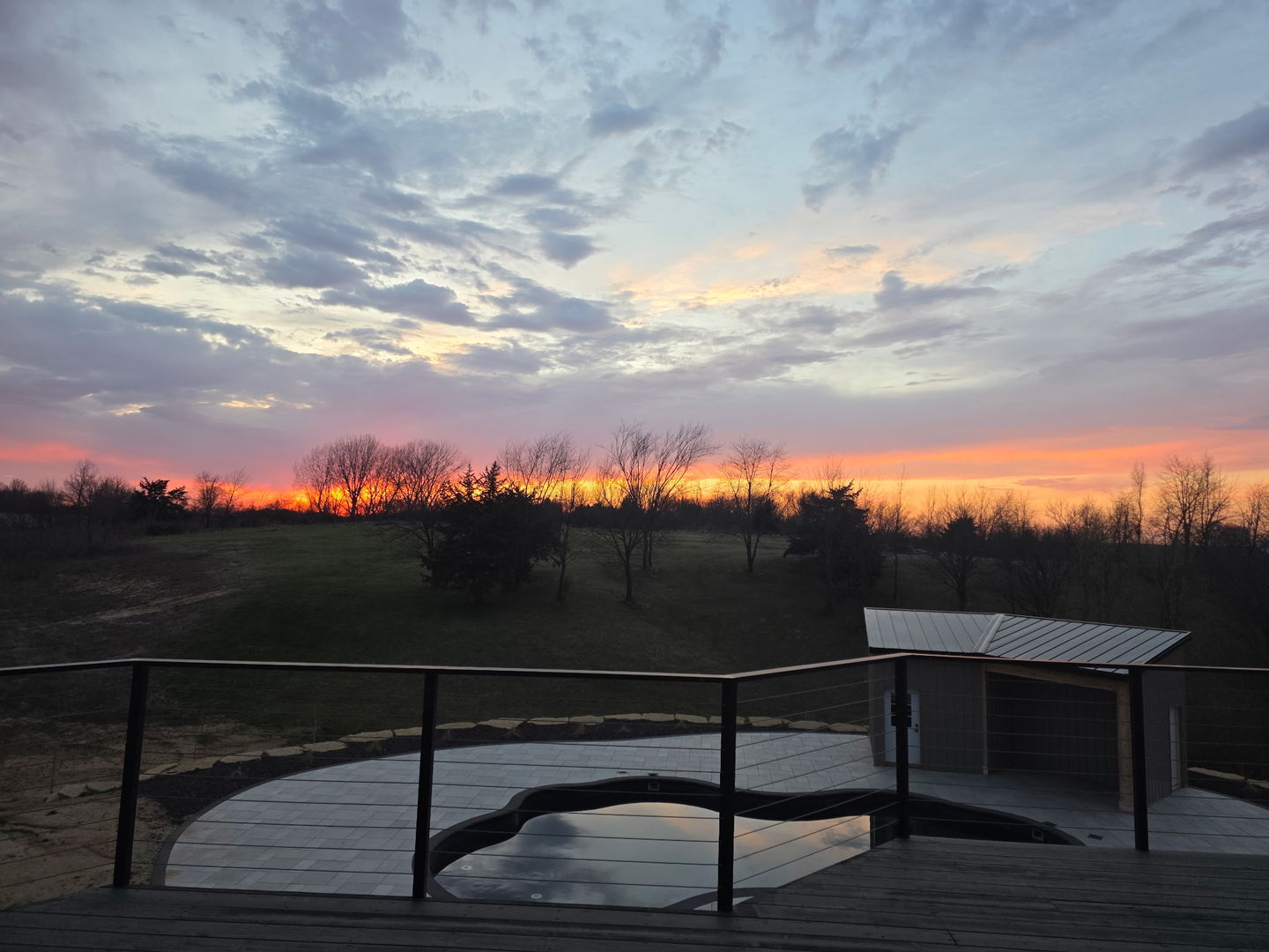 main property photo 28