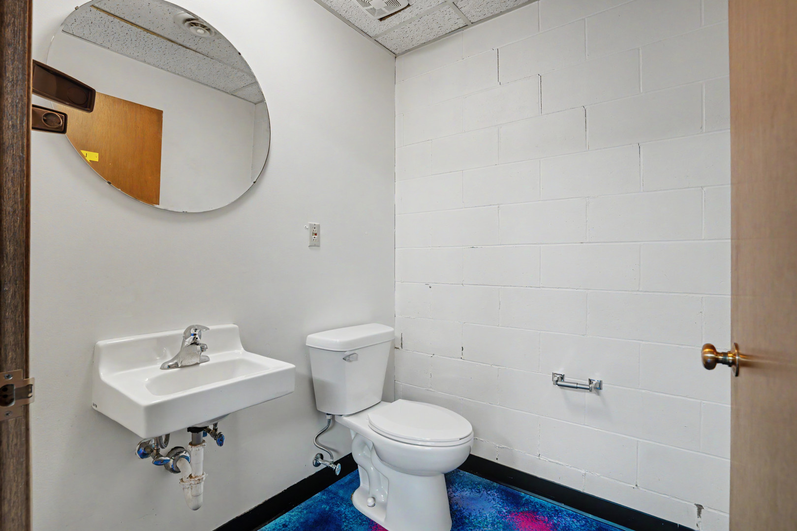 main property photo 7